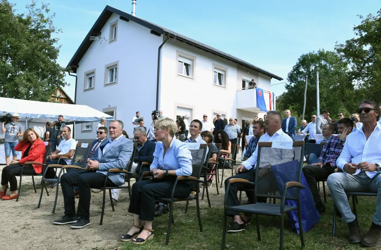 Prva kuća izgrađena u Baniji - za to su zaslužni Makarani