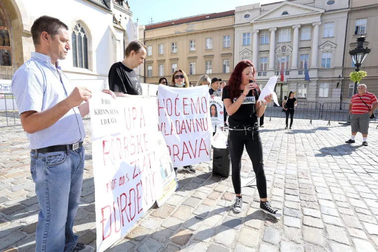 Na Markovom trgu održan prosvjed pod nazivom &Scaron;um u eteru protiv mjera Kriznog stožera