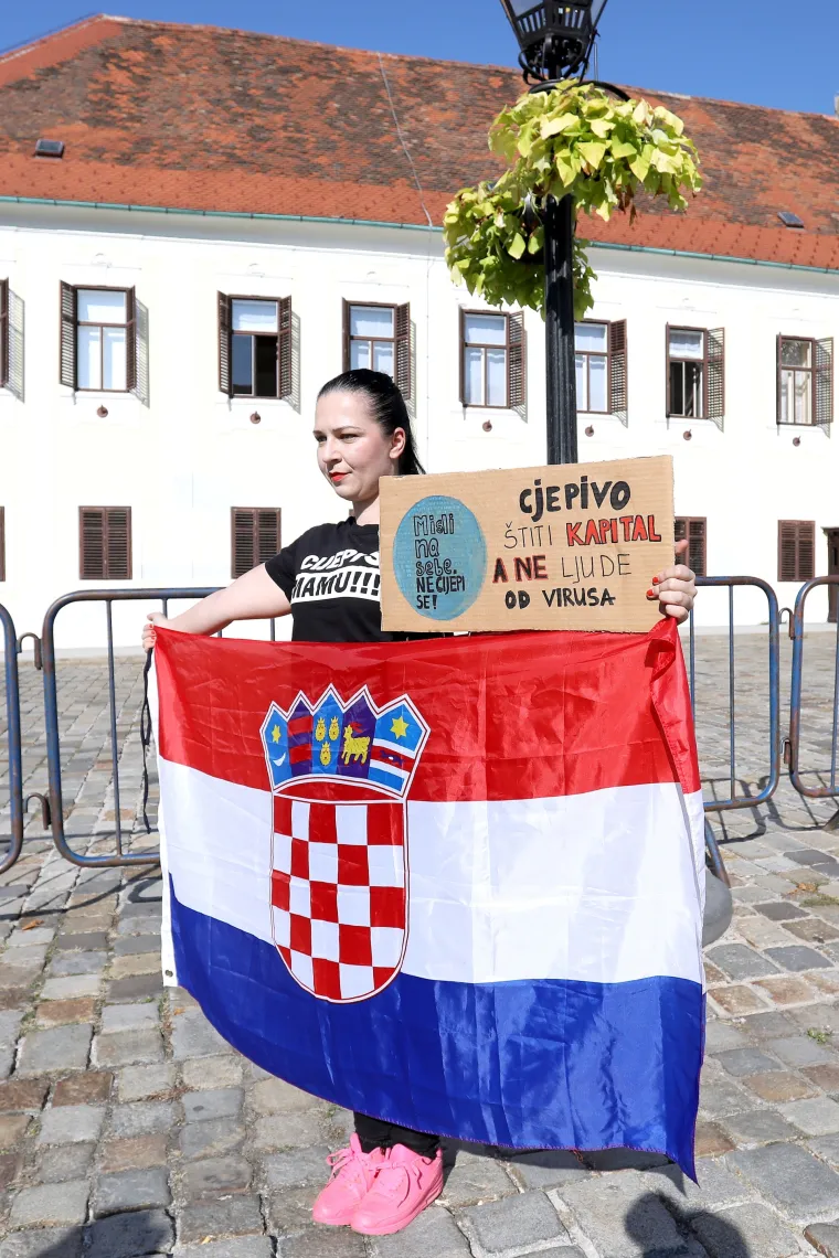 Na Markovom trgu održan prosvjed pod nazivom &Scaron;um u eteru protiv mjera Kriznog stožera