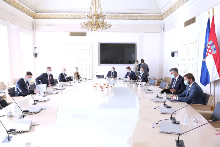 Plenković ugostio potpredsjednika Europske komisije za gospodarstvo Dombrovskisa