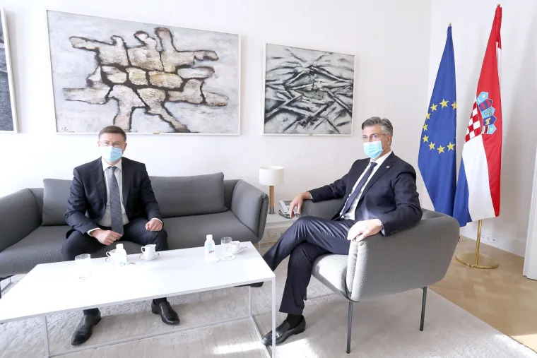 Plenković ugostio potpredsjednika Europske komisije za gospodarstvo Dombrovskisa