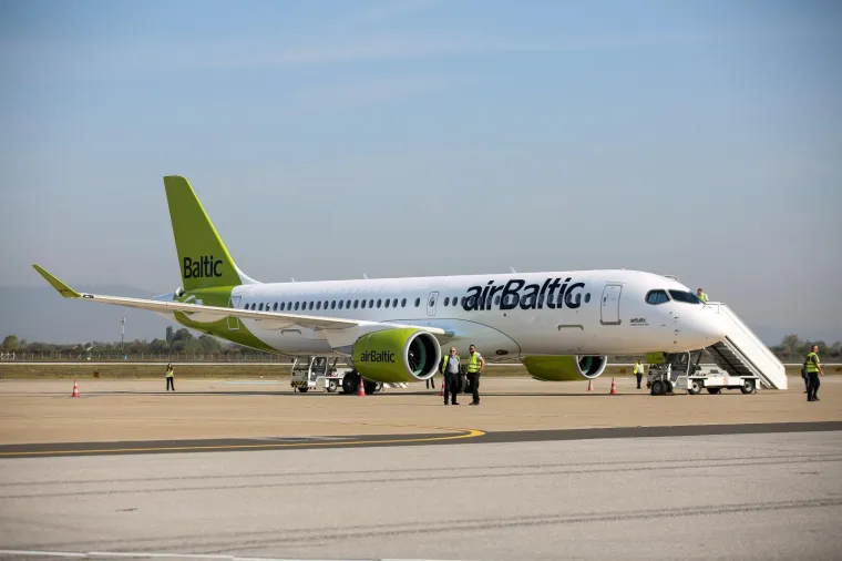 Zrakoplovna kompanija Airbus održala je prezentaciju zrakoplova tipa A220
