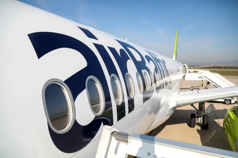 Zrakoplovna kompanija Airbus održala je prezentaciju zrakoplova tipa A220