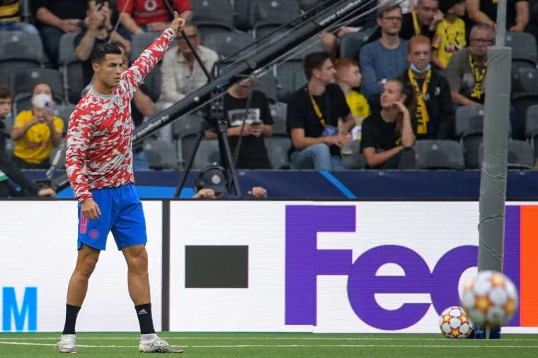 Cristiano uoči utakmice Lige prvaka izazvao bizarnu nesreću. Zaštitar je 'popio' nokaut od Ronalda