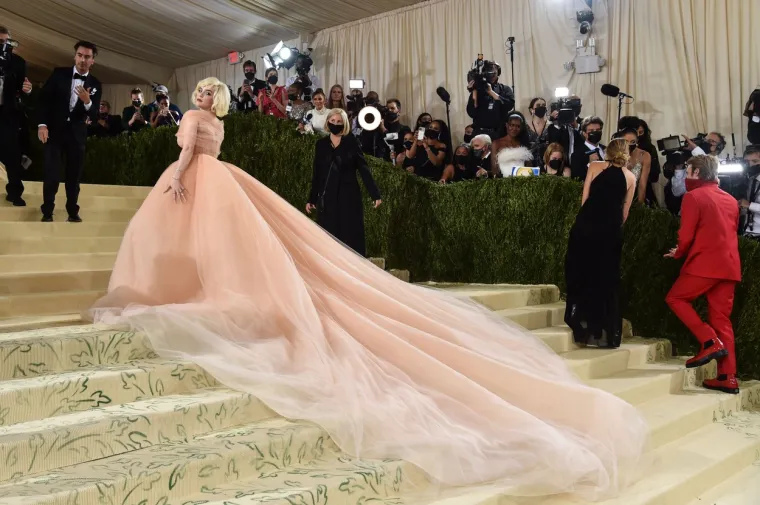 Slavna pjevačica neodoljivo podsjeća na Marilyn Monroe: Svi su zurili u njene božanstvene obline