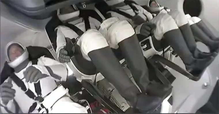 SpaceX odletio u svemir s prvom potpuno civilnom posadom