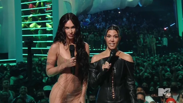 Sve se vi&scaron;e priča o 'plastičnoj' Megan Fox: Ona tvrdi da je prirodna, ali fotke ne znaju lagati. Pogledajte kako se mijenjala