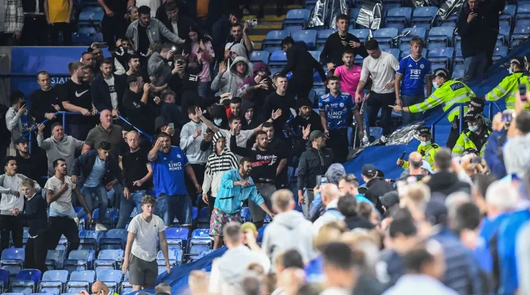 Ovi prizori ludila i pomračenja umova upravo obilaze planetu: U očima im se vidjela krv