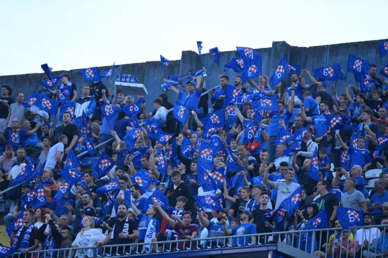 Boysi opako spustili navijačima West Hama: Uoči i nakon utakmice do&scaron;lo do sukoba, pao i vrijedan navijački trofej