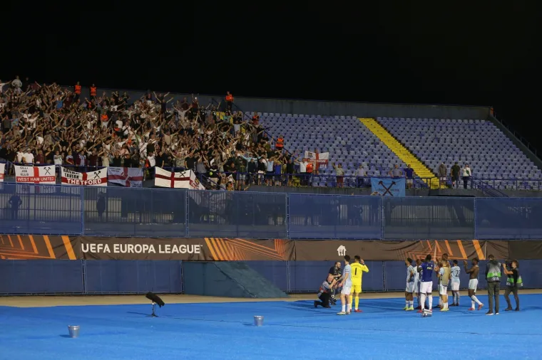 Boysi opako spustili navijačima West Hama: Uoči i nakon utakmice do&scaron;lo do sukoba, pao i vrijedan navijački trofej