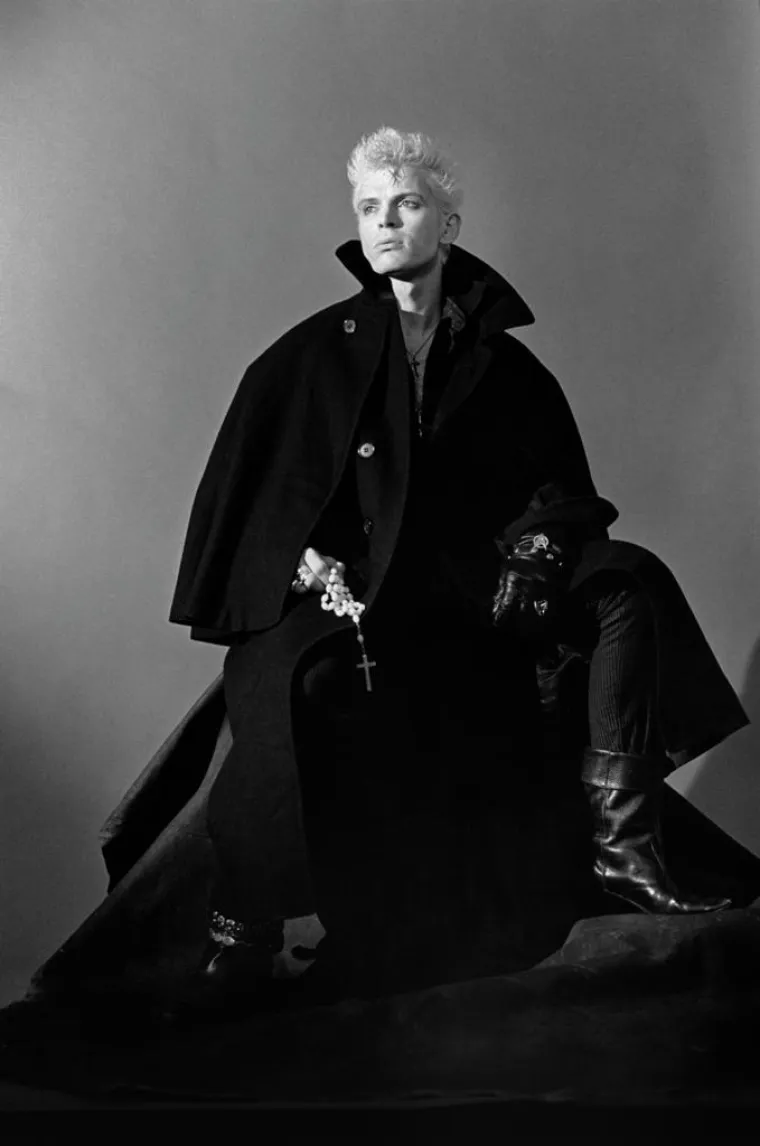 Lupinizam stigao u Sisak: U Strukovnoj &scaron;koli postavljena izložba poznatog umjetnika, sav prihod ide djeci najpogođenijoj potresom