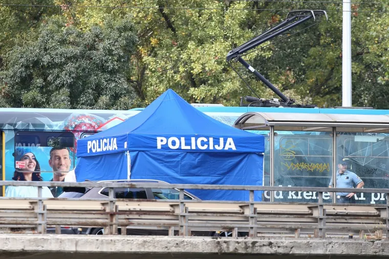 U tramvaju na Mostu mladosti pronađeno mrtvo tijelo mu&scaron;karca