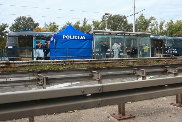 U tramvaju na Mostu mladosti pronađeno mrtvo tijelo mu&scaron;karca