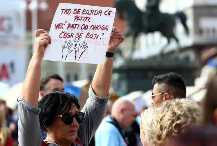 U Zagrebu Festival slobode! Sudionici prosvjeduju protiv ograničenja, kritizirali ih i premijer i članovi Stožera