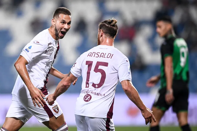 Ovako je izgleda proslava nekada&scaron;njeg reprezentativnog aduta pred suparničkim navijačima