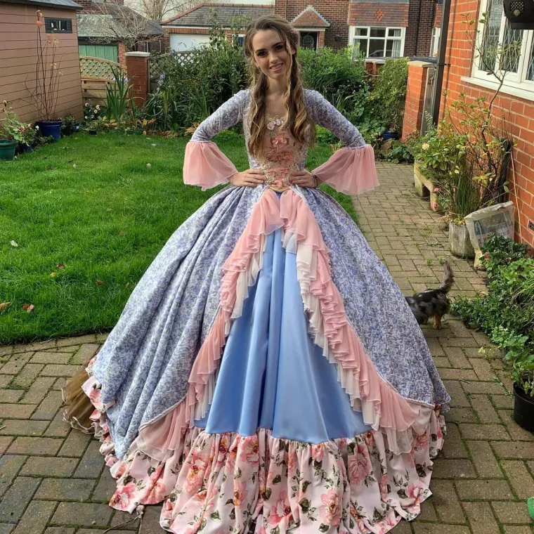 Postala viralna kreirajući haljine Disneyevih princeza, prodaju se ko' blesave: 'Ko&scaron;taju puno vi&scaron;e nego &scaron;to ljudi misle'