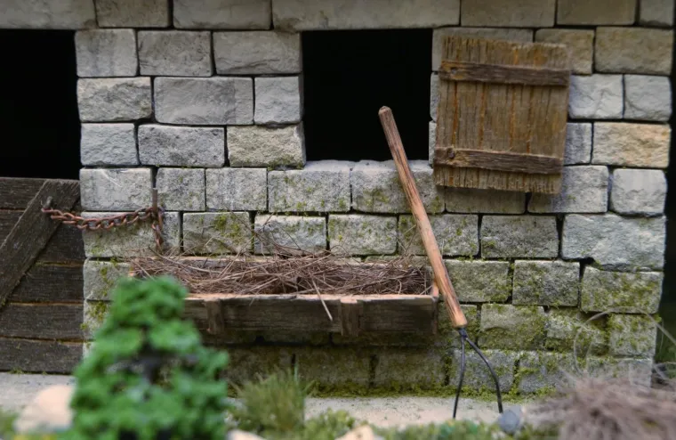 Josip iz Ko&scaron;uta kod Trilja od kamena izrađuje minijaturne kuće, pogledajte ta umjetnička djela