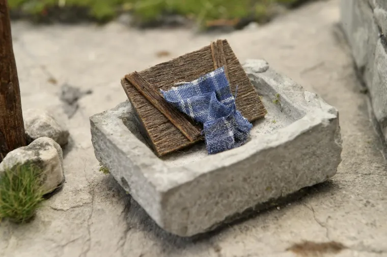 Josip iz Ko&scaron;uta kod Trilja od kamena izrađuje minijaturne kuće, pogledajte ta umjetnička djela