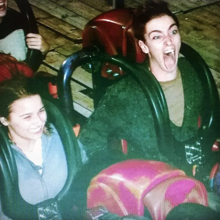 Smijmo im se dok možemo jer tko zna kada ćemo se i mi dati nagovoriti: Ovo su najluđi prizori s vožnji koje ljudi plate zato da pate