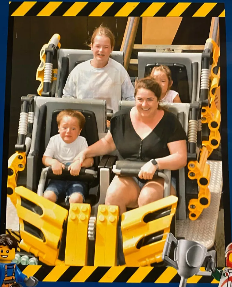 Smijmo im se dok možemo jer tko zna kada ćemo se i mi dati nagovoriti: Ovo su najluđi prizori s vožnji koje ljudi plate zato da pate