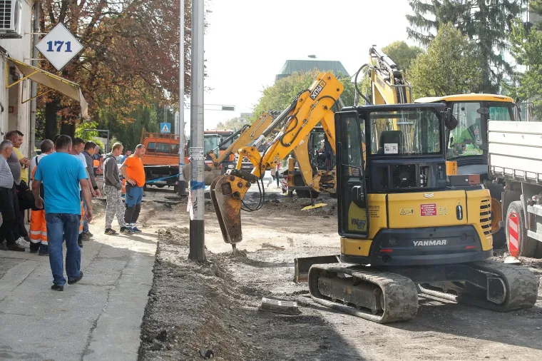 Pogledajte kako napreduje sanacija Selske ceste nakon puknuća vodovodne cijevi