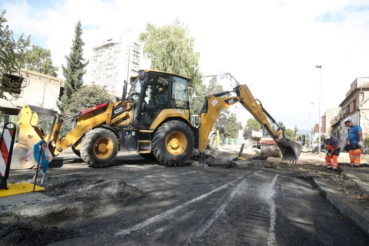 Pogledajte kako napreduje sanacija Selske ceste nakon puknuća vodovodne cijevi