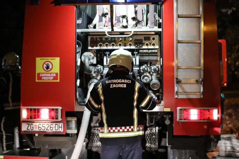 U požaru stana u Zapruđu smrtno stradao mu&scaron;karac