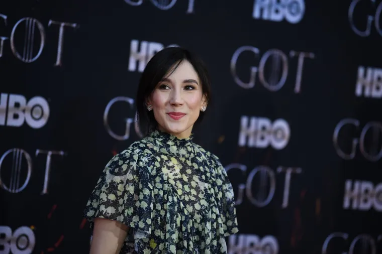 2. Sibel Kekilli: Zvijezda &quot;Igre prijestolja&quot; prije 20-ak godina glumila je u nekoliko filmova za odrasle. No, ubrzo je upoznala jednog režisera koji ju je angažirao za glavnu ulogu u njemačkoj drami &quot;Head-on&quot;. Mediji su se tada raspisali o njoj pa je na površinu isplivala i njena &quot;pornoprošlosr&quot; zbog čega su njeni roditelji prekinuli sve odnose s njom. 