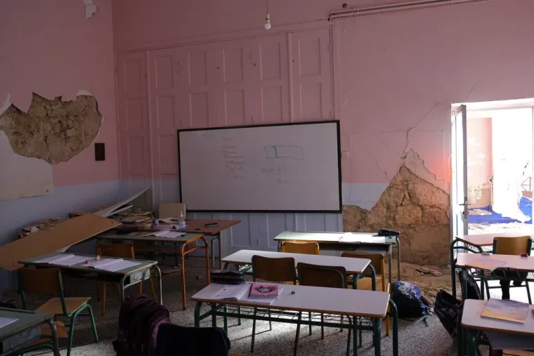 Potres od 5,3 po Richteru opet pogodio Kretu! Tisuće ljudi noć su provele u &scaron;atorima i automobilima