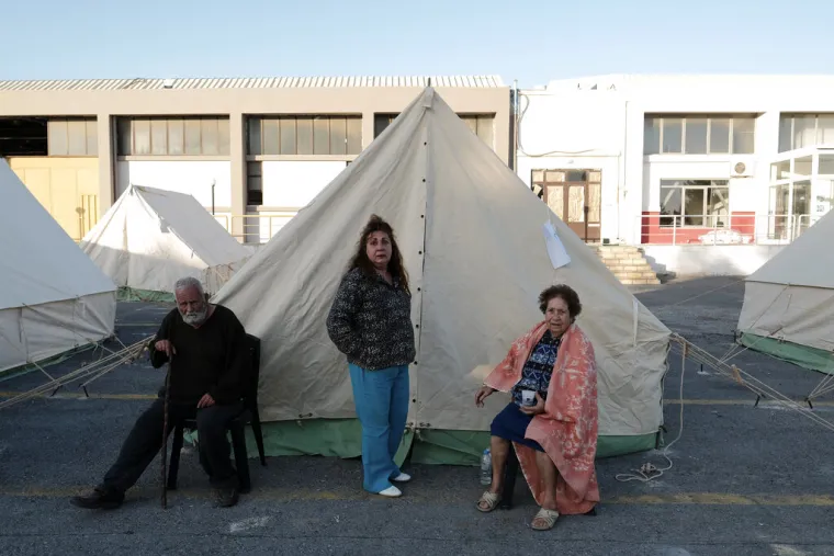 Potres od 5,3 po Richteru opet pogodio Kretu! Tisuće ljudi noć su provele u &scaron;atorima i automobilima