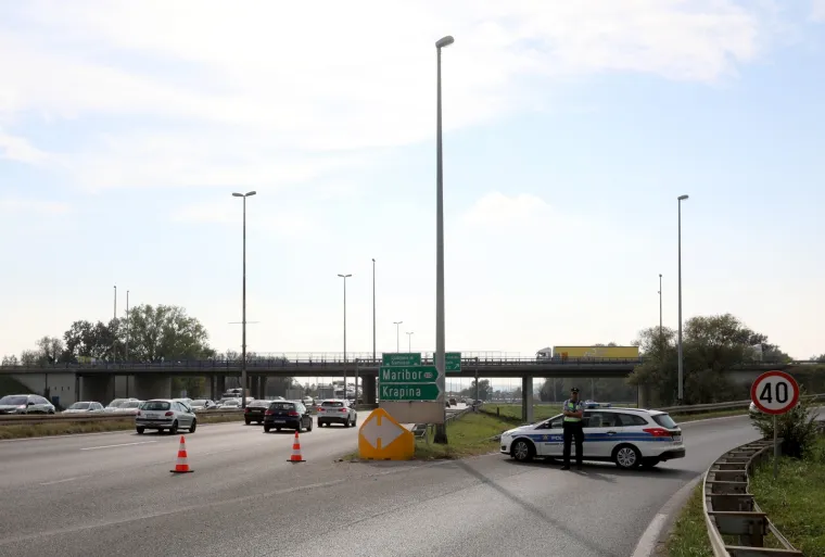 Pogledajte kaos i kolonu od 12 kilometara  na dionici autoceste A2 od čvora Jankomir do čvora Zapre&scaron;ić