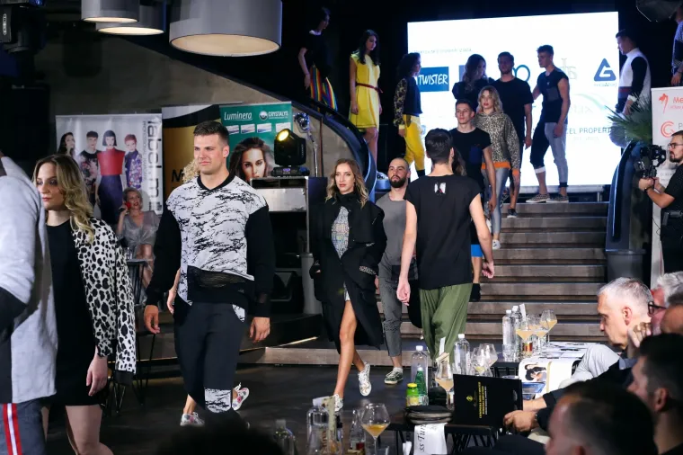 Žestoka konkurencija: Razgolićeni cure i dečki pokazali utrenirana tijela, a oni manje sramežljivi - napravili pravi show