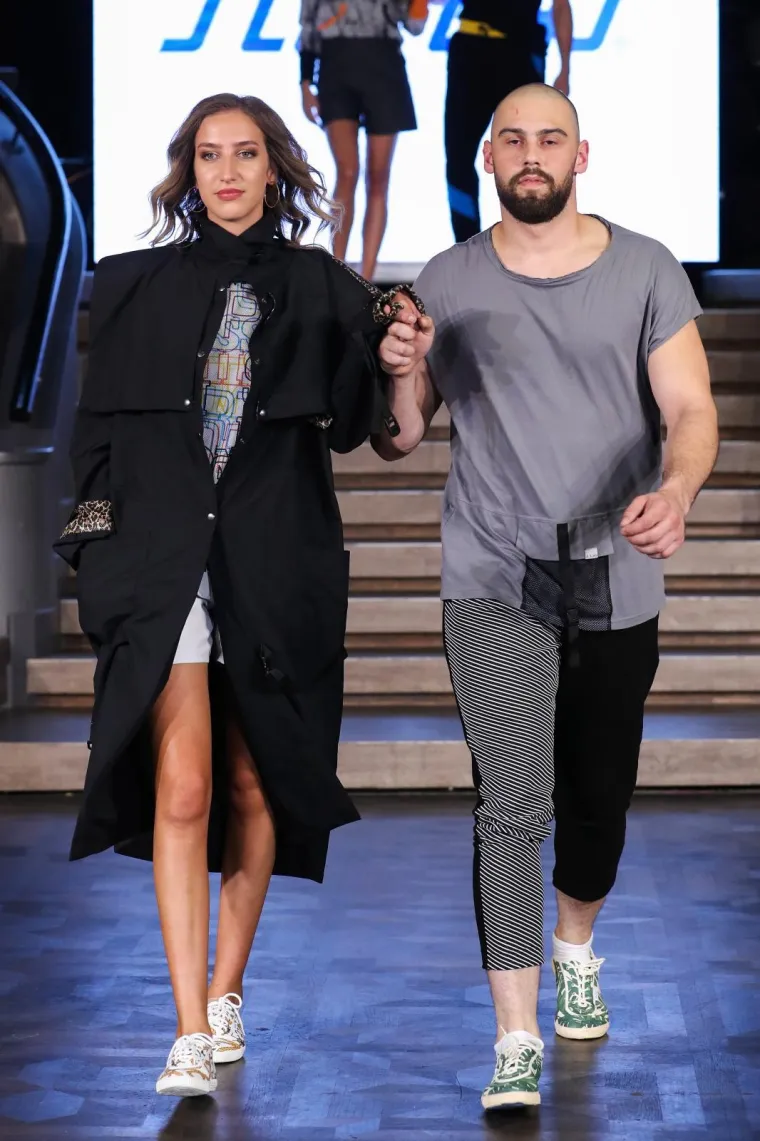 Žestoka konkurencija: Razgolićeni cure i dečki pokazali utrenirana tijela, a oni manje sramežljivi - napravili pravi show