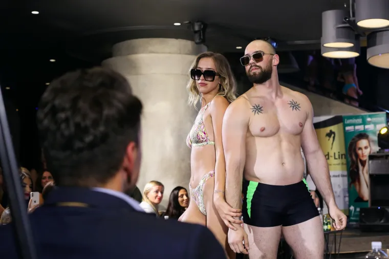 Žestoka konkurencija: Razgolićeni cure i dečki pokazali utrenirana tijela, a oni manje sramežljivi - napravili pravi show