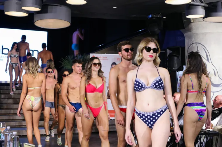 Žestoka konkurencija: Razgolićeni cure i dečki pokazali utrenirana tijela, a oni manje sramežljivi - napravili pravi show