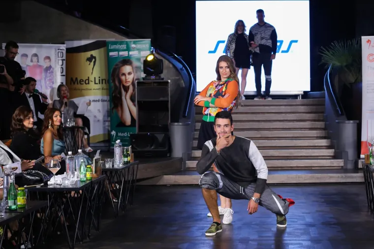 Žestoka konkurencija: Razgolićeni cure i dečki pokazali utrenirana tijela, a oni manje sramežljivi - napravili pravi show