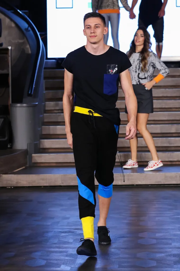 Žestoka konkurencija: Razgolićeni cure i dečki pokazali utrenirana tijela, a oni manje sramežljivi - napravili pravi show