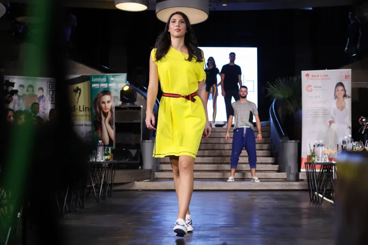 Žestoka konkurencija: Razgolićeni cure i dečki pokazali utrenirana tijela, a oni manje sramežljivi - napravili pravi show