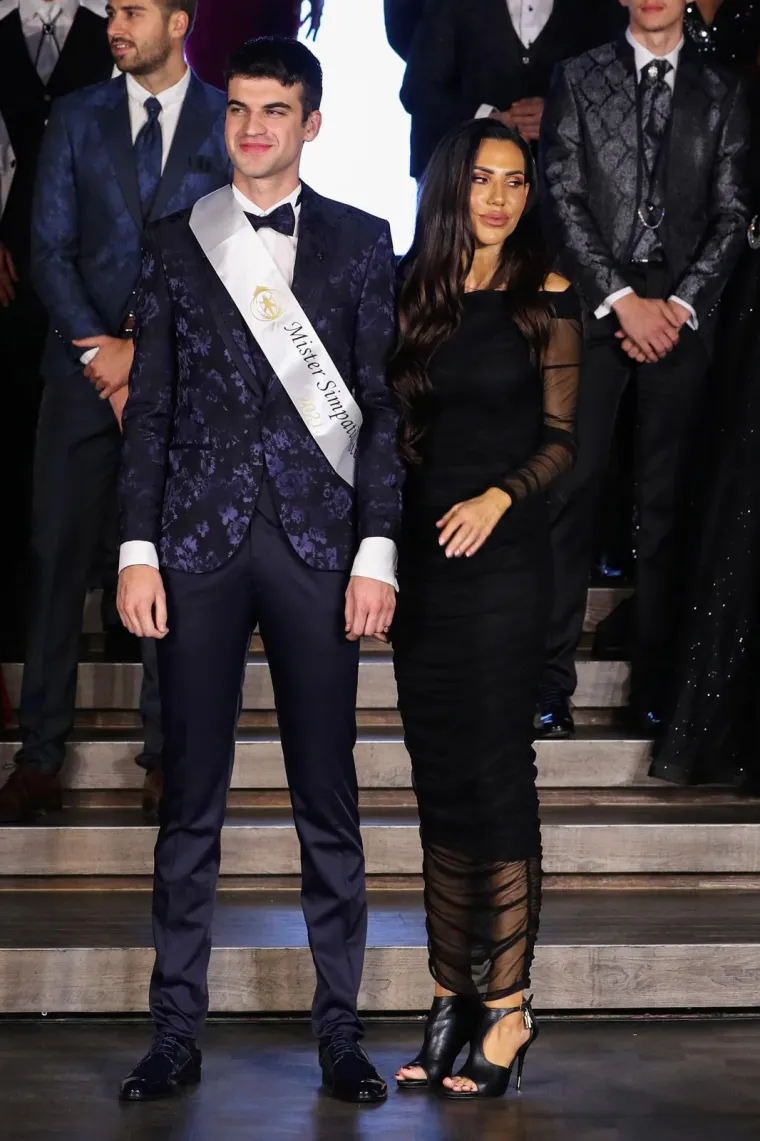 Žestoka konkurencija: Razgolićeni cure i dečki pokazali utrenirana tijela, a oni manje sramežljivi - napravili pravi show