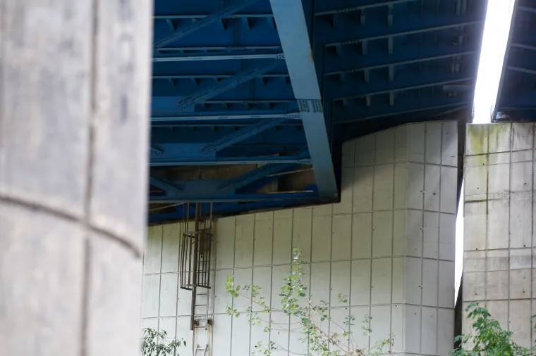 Pogledajte kako izgleda most Sava koji je jučer zatvoren zbog puknuća dva čelična ležaja