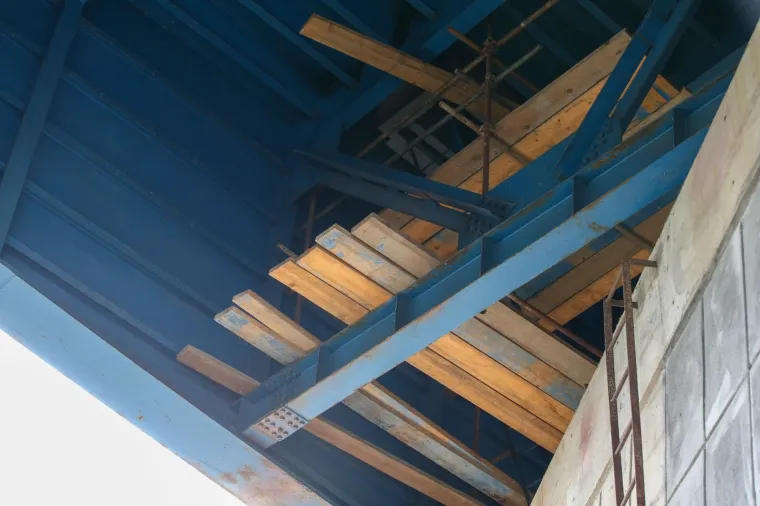 Pogledajte kako izgleda most Sava koji je jučer zatvoren zbog puknuća dva čelična ležaja