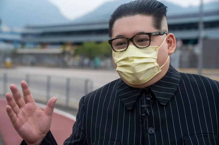 10. Ne ide u WC?!: Zvuči nemoguće, da, ali to je ono u &scaron;to ljudi u Sjevernoj Koreji navodno vjeruju. Isto su vjerovali, kaže službena biografija, i za njegova oca.