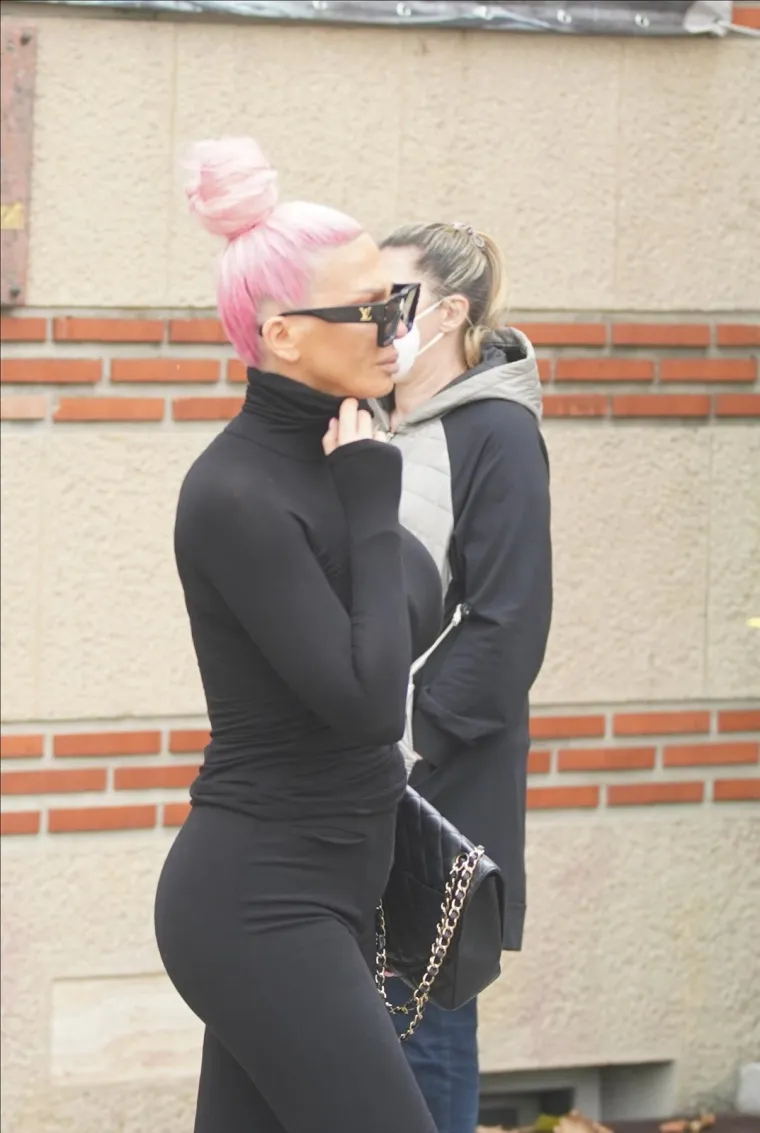 Jelena Karleuša je neutješna: 'Ja ne znam kojom da krenem stranom. Ispred mene bol je puk’o k’o kanjon...'