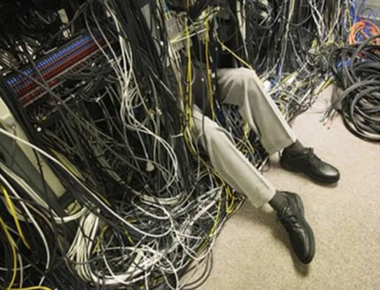 Živi bili, posvuda se ponovno ulogirali: Pogledajte najsmje&scaron;nije &scaron;ale vezane uz dramu kakvu 'internet ne pamti'