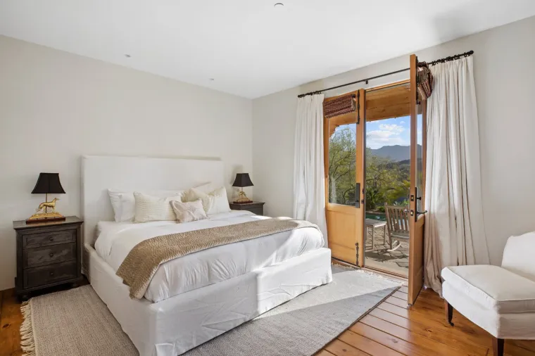 U hacijendu Ren&eacute;e Zellweger u Kaliforniji preselili bismo isti čas: Fali nam samo 6 milijardi dolara. Sitnica!