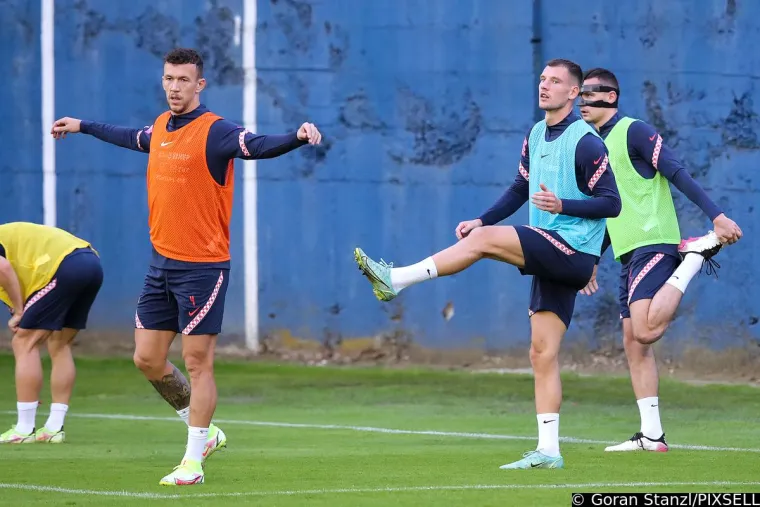 Vatreni odradili trening: Stigao je kapetan, ali jedna zvijezda nije vježbala s ostatkom momčadi