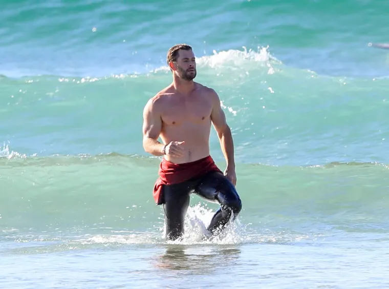 Chris Hemsworth nas je baš razveselio: Čovjek je isklesan do savršenstva, a to se najbolje vidi u akciji