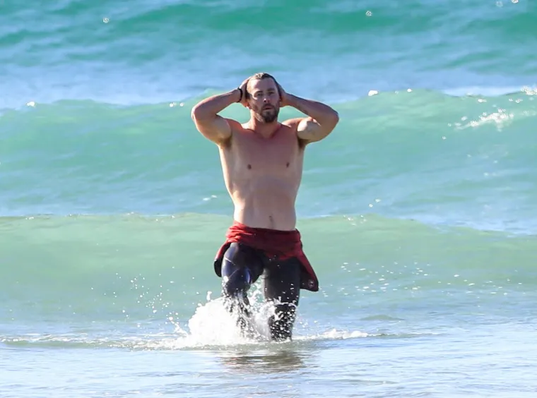 Chris Hemsworth nas je baš razveselio: Čovjek je isklesan do savršenstva, a to se najbolje vidi u akciji