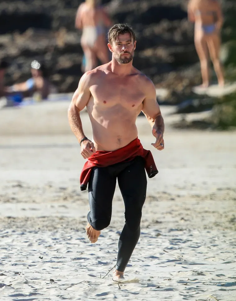 Chris Hemsworth nas je baš razveselio: Čovjek je isklesan do savršenstva, a to se najbolje vidi u akciji