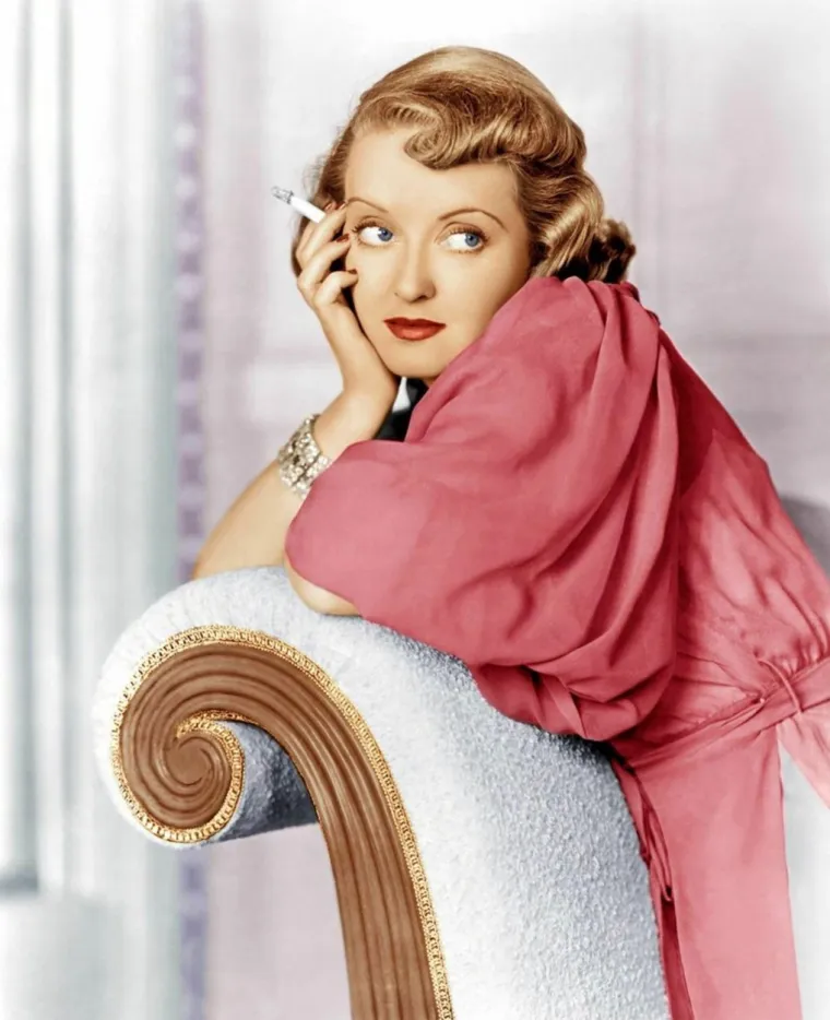 Bette Davis: Glumica koju nije stvorio seksipil, nego njezine oči